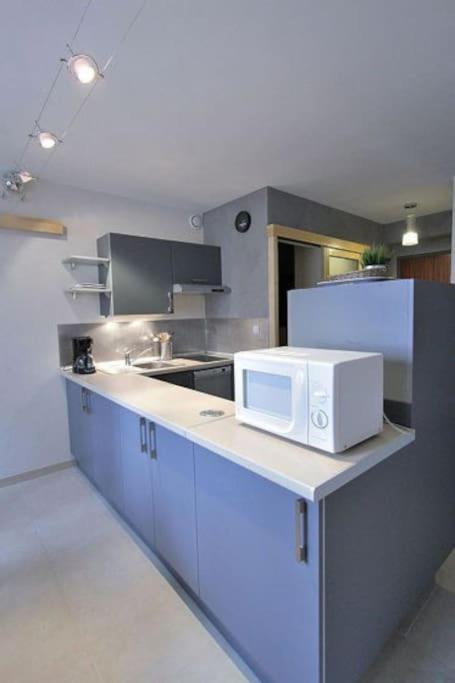 Appartement Avec Ascenseur La Defense Courbevoie Exterior photo